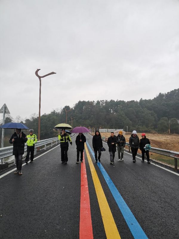 喜讯：新余市仙女湖钟山峡大桥项目顺利验收通车